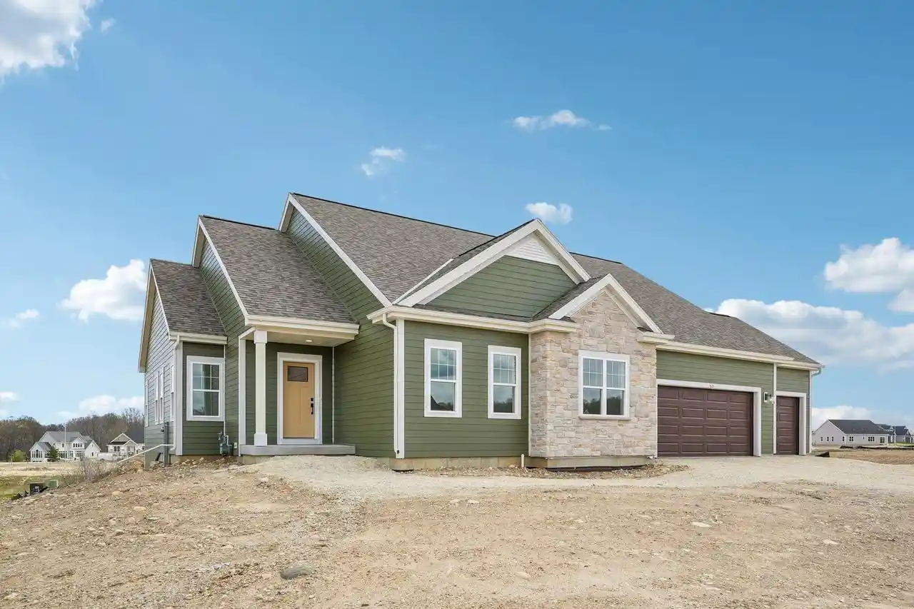 Homes for sale in Slinger, WI | 438 Sandstone Street Street, Slinger, WI 53086 | MLS# 1968050