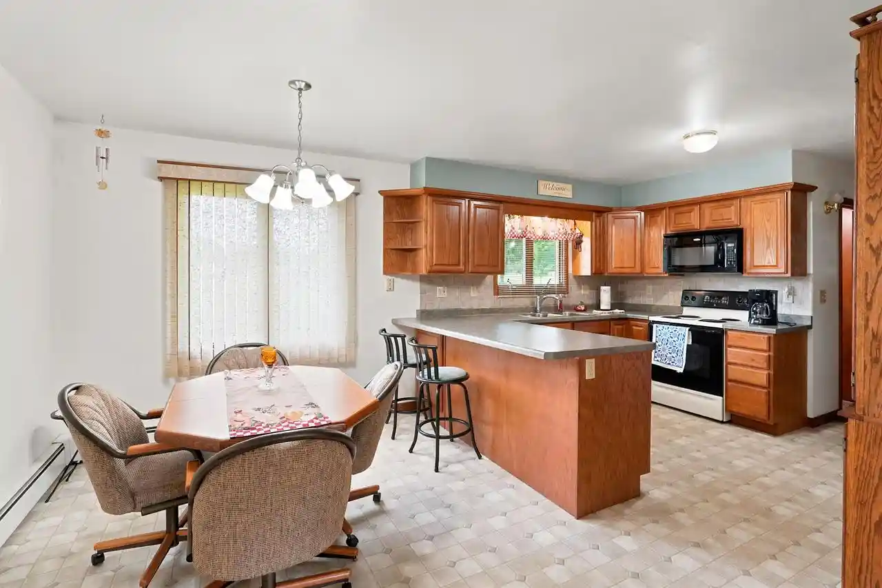 Homes for sale in Abbotsford, WI | 303 S 2Nd Lane Lane, Abbotsford, WI 54405 | MLS# 22602804