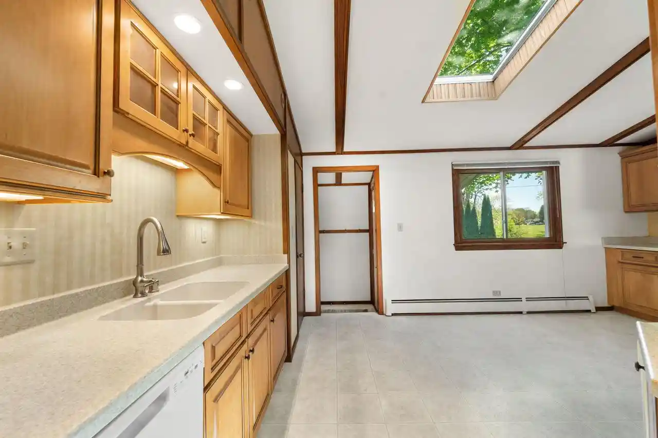 Homes for sale in Muskego, WI | S66W13555 Saroyan Road Road, Muskego, WI 53150 | MLS# 1968100