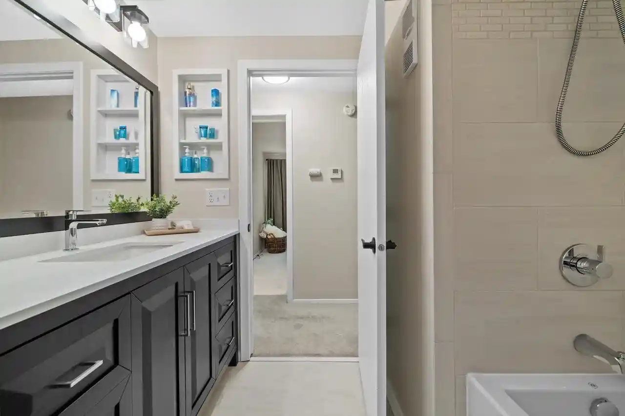 Photo 2 of Condo for sale at 950 Woodridge Court Court #5B, Lake Geneva, WI 53147 | MLS# 1968125 | Listing updated on 2026-09-19