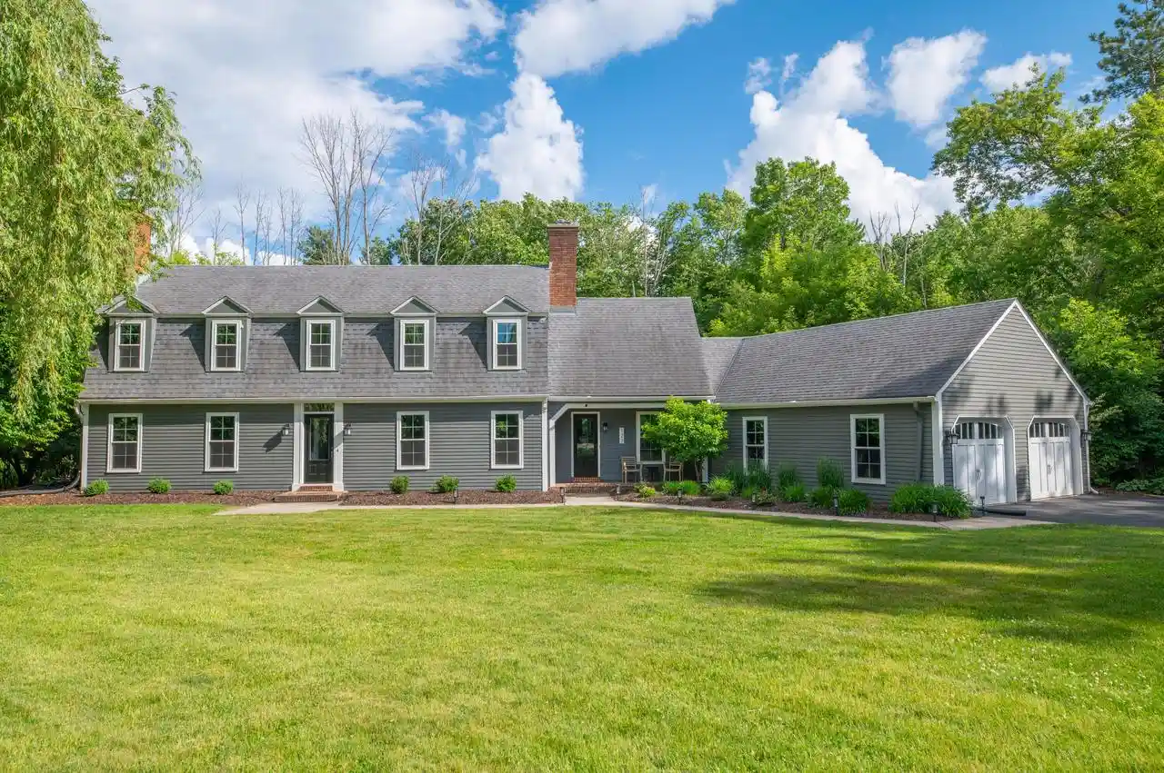 1st image of 123 W Glenview Court Court, Mequon, WI 53092 | MLS# 1968131
