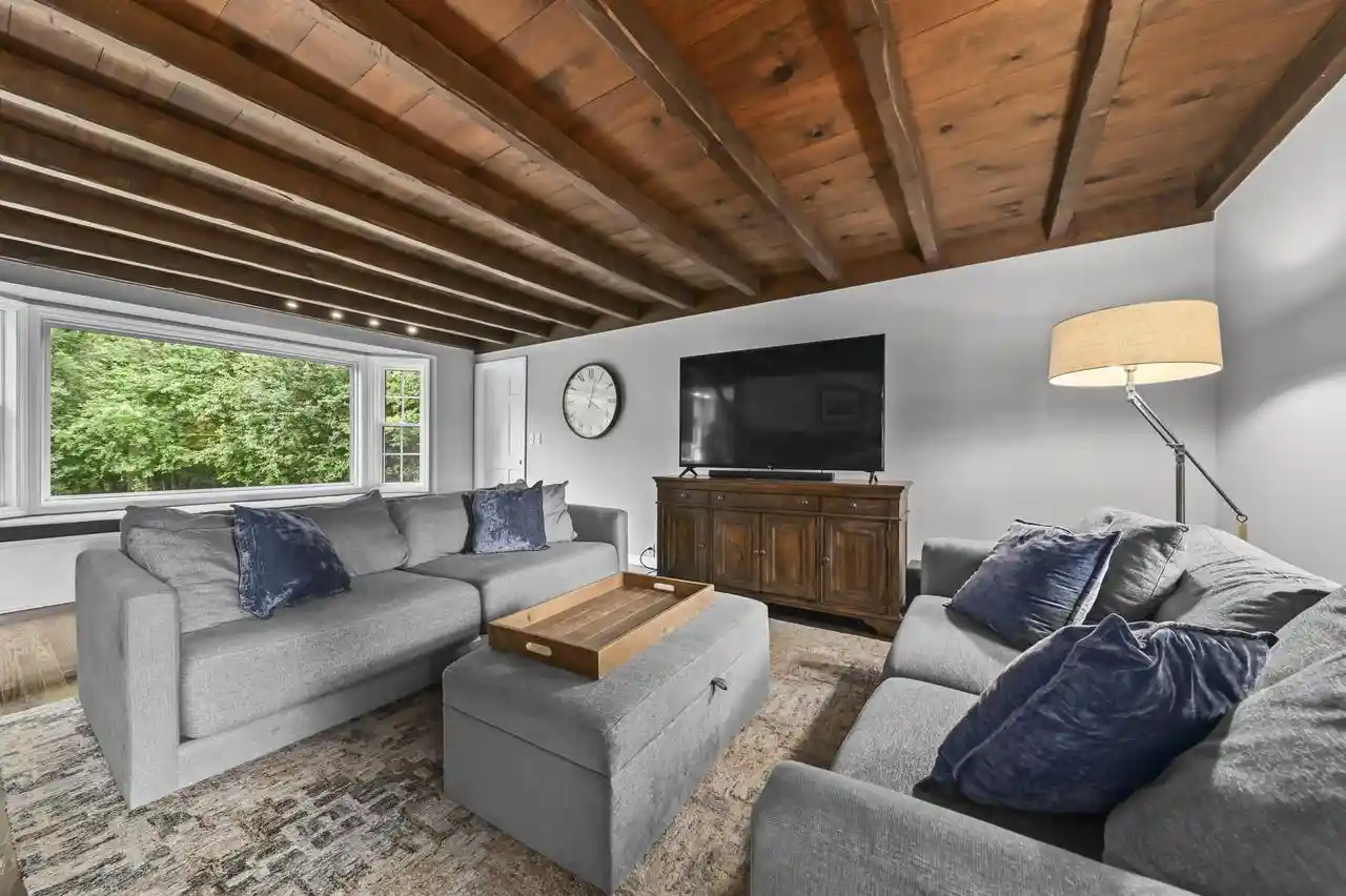 34th image of 123 W Glenview Court Court, Mequon, WI 53092 | MLS# 1968131