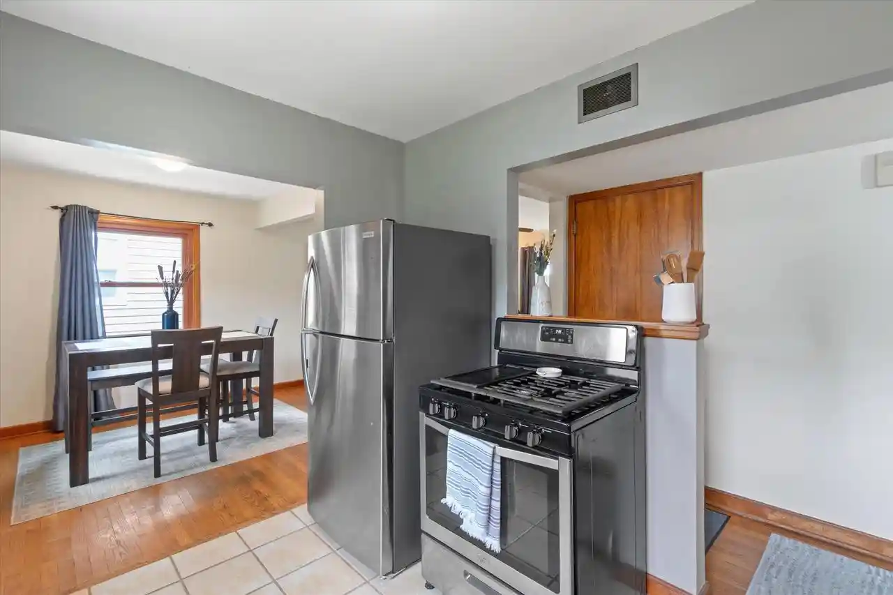 Homes for sale in Wauwatosa, WI | 4342 Glenway Street Street, Wauwatosa, WI 53222 | MLS# 1968139