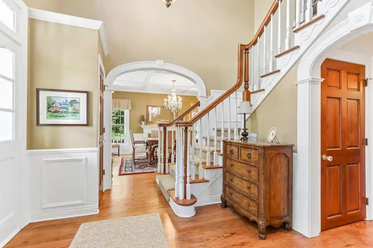 4th image of 191 Fieldstone Road Road, Delafield, WI 53018 | MLS# 1968151