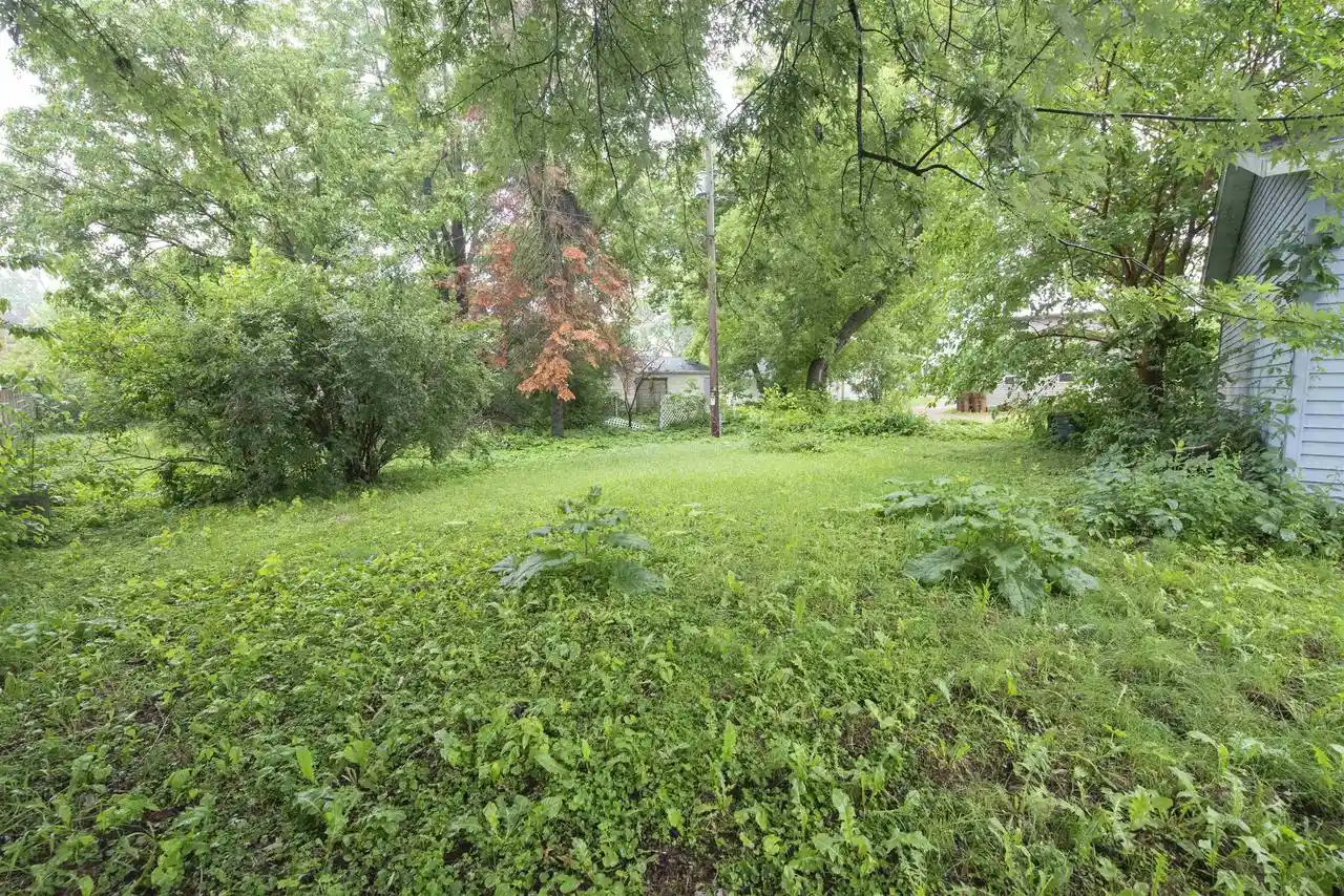 3rd image of 617 Fourth Avenue Avenue, Stevens Point, WI 54481 | MLS# 22602822