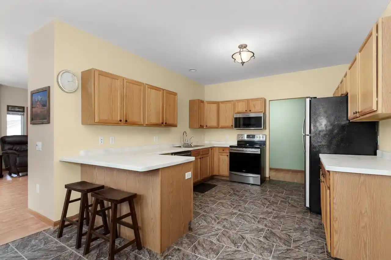 5th image of 8317 Mansion Hl Ave Ave, Madison, WI 53719