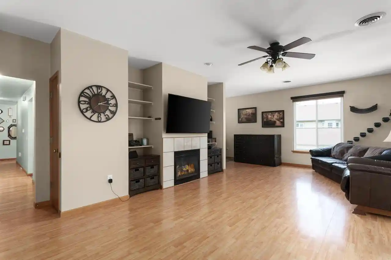 2nd image of 8317 Mansion Hl Ave Ave, Madison, WI 53719