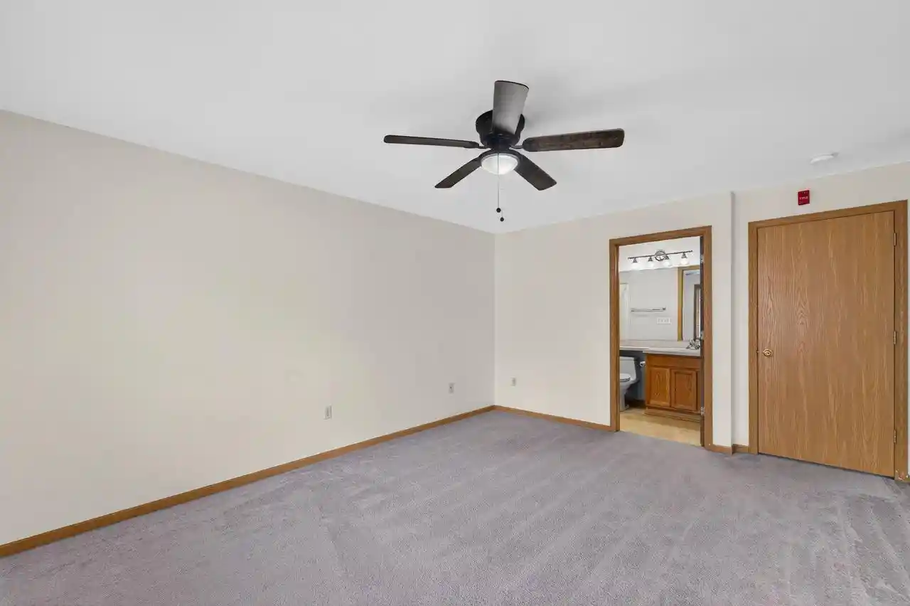2nd image of 6195 Walnut Lane Lane #68, Cudahy, WI 53110 | MLS# 1968190