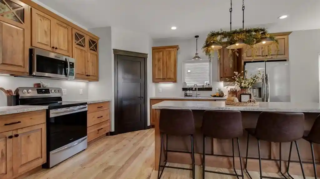 34th image of 4020 John Hart Pl Pl, Eau Claire, WI 54703 | MLS# 1602386