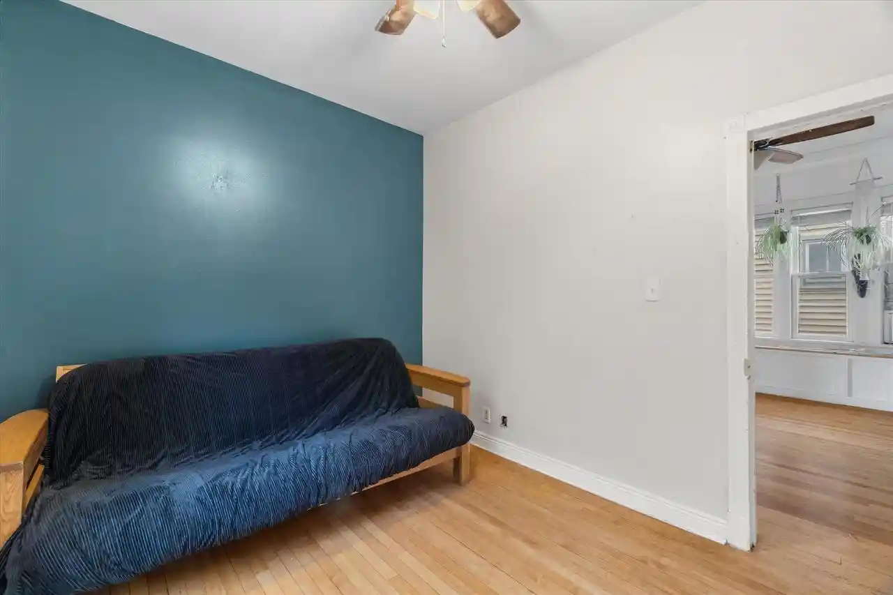 Homes for sale in South Milwaukee, WI | 1305 Michigan Avenue Avenue, South Milwaukee, WI 53172 | MLS# 1968210