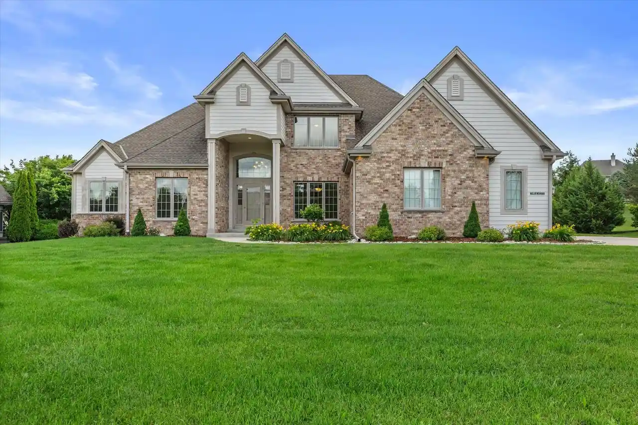 Photo 1 of Single family home for sale at W218n5466 Taylors Woods Dr Dr, Menomonee Falls, WI 53051 | MLS# 1968216 | Listing updated on 2026-09-10