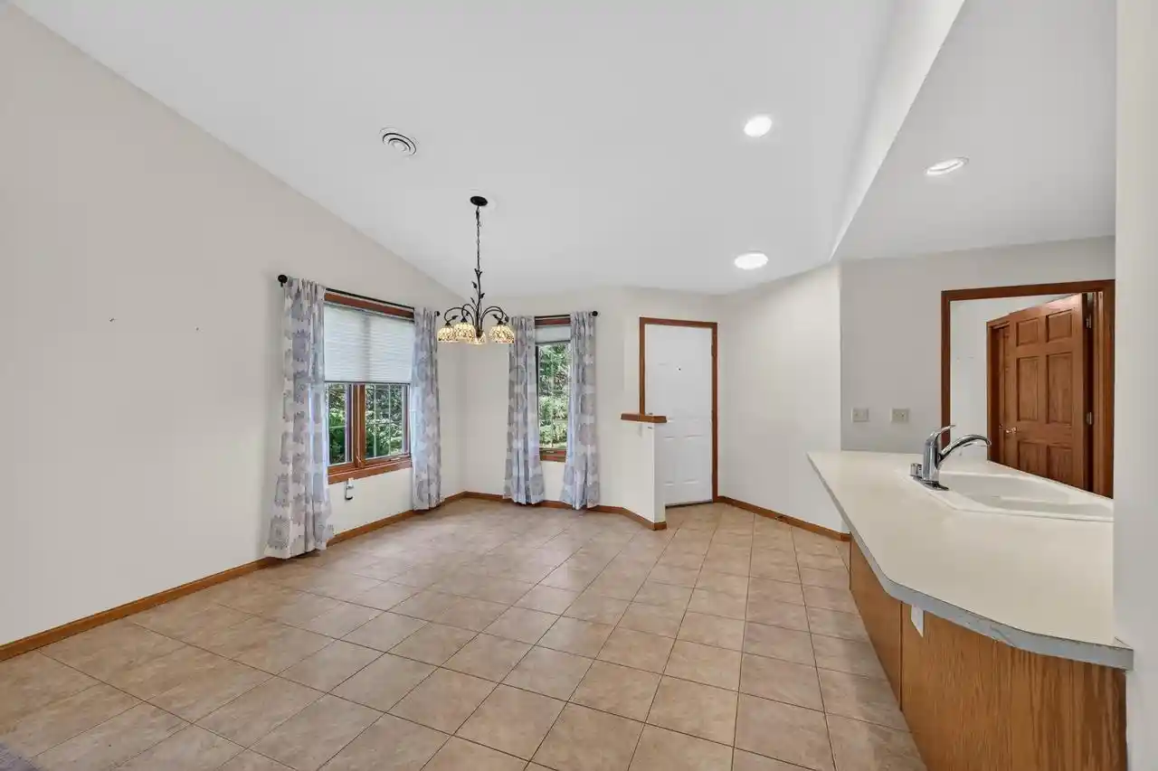 Homes for sale in Deforest, WI | 669 Springbrook Circle Circle, Deforest, WI 53532 | MLS# 2026290