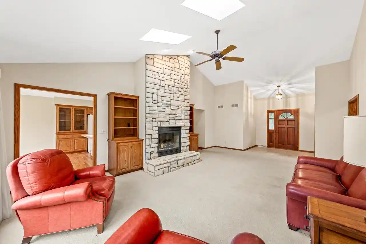 37th image of W270n2568 Orchard Lane Lane, Pewaukee, WI 53072 | MLS# 1968255