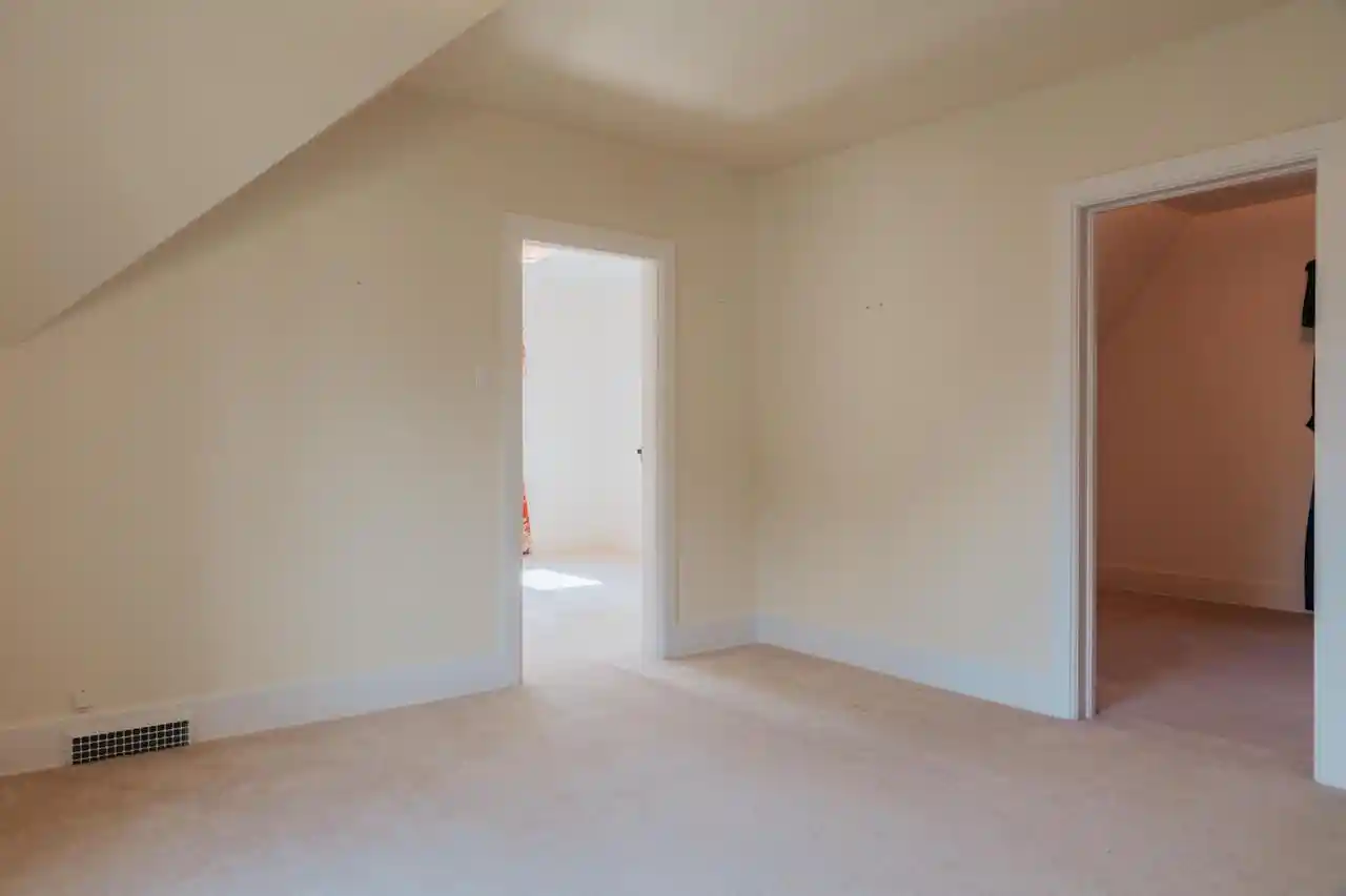 Photo 4 of Single family home for sale at 1405 S 13Th Street Street, Manitowoc, WI 54220 | MLS# 1968281 | Listing updated on 2026-08-11