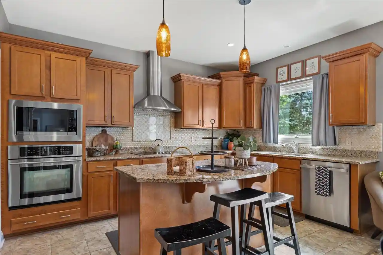 5th image of 1822 Coach House Court Court, Mount Pleasant, WI 53406 | MLS# 1968294
