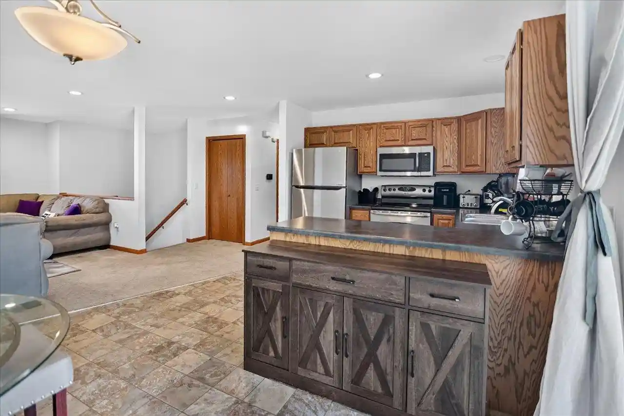 Photo 4 of Condo for sale at 2267 Manley Dr Dr, Sun Prairie, WI 53590 | MLS# 2026320 | Listing updated on 2026-09-09