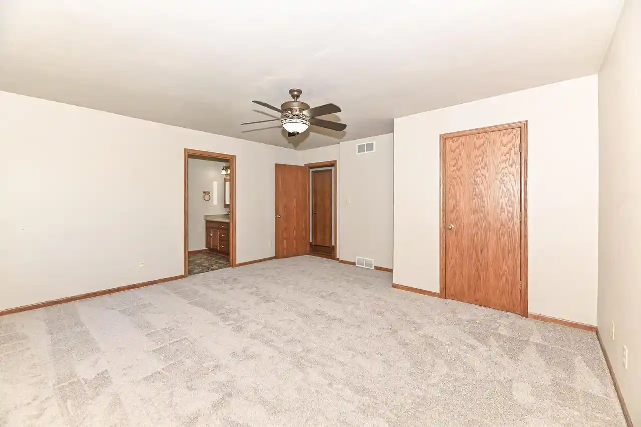 Homes for sale in Racine, WI | 8203 Northwestern Avenue Avenue, Racine, WI 53406 | MLS# 1968304