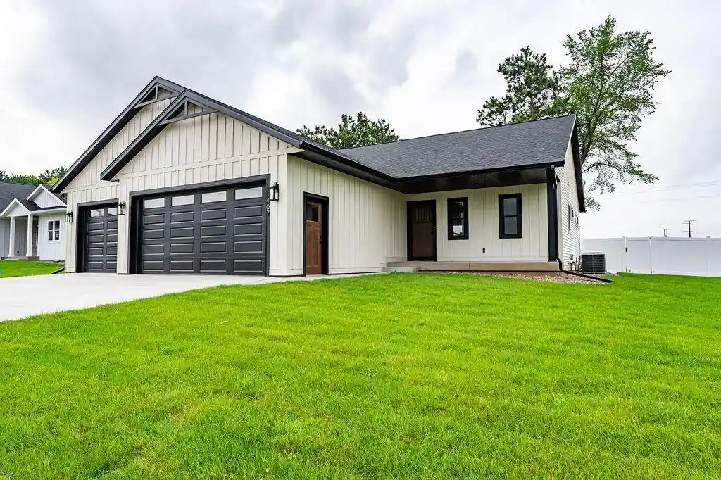 image of 1407 Herb Lane Lane, Holmen, WI 54636 | MLS# 1968316