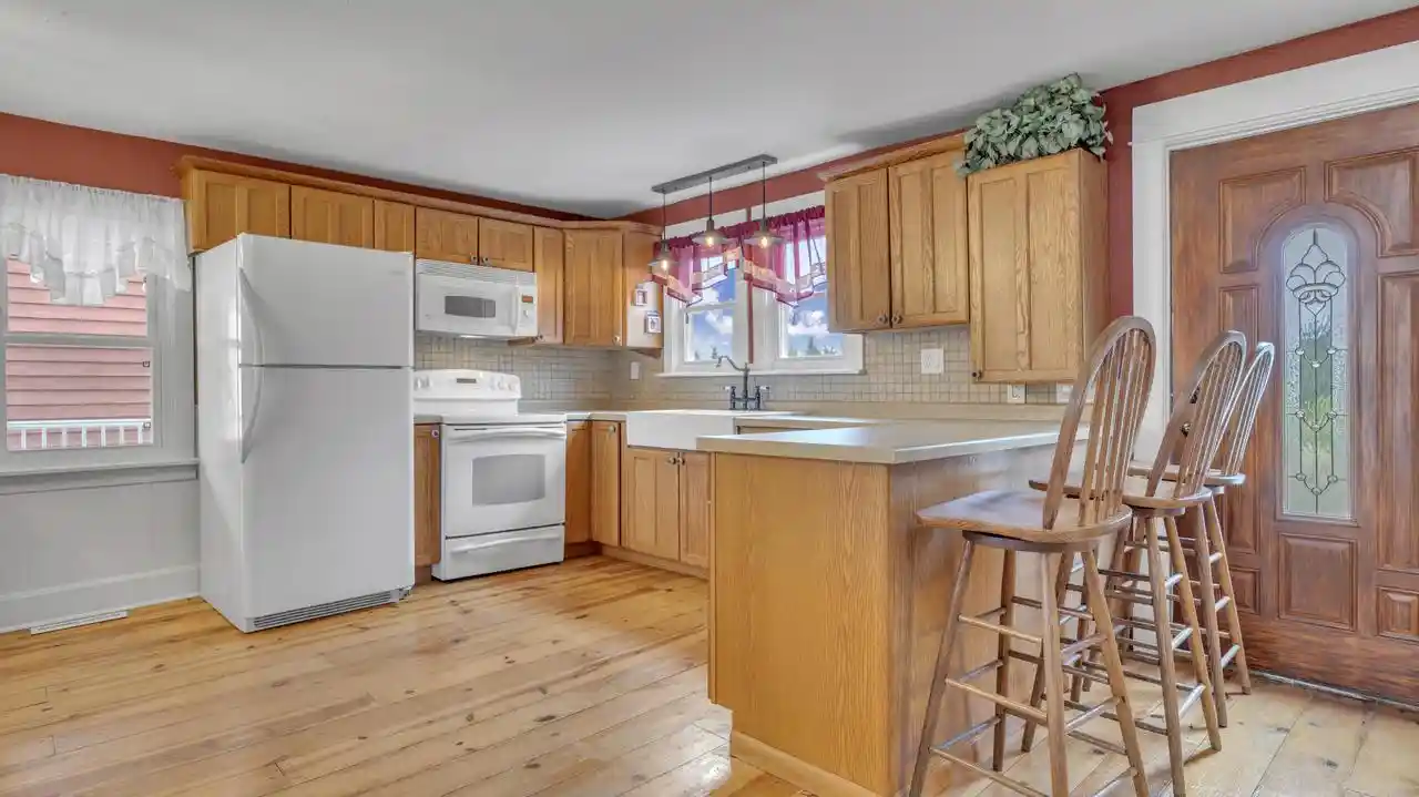 4th image of W4568 County Road F, Waldo, WI 53093 | MLS# 1968320