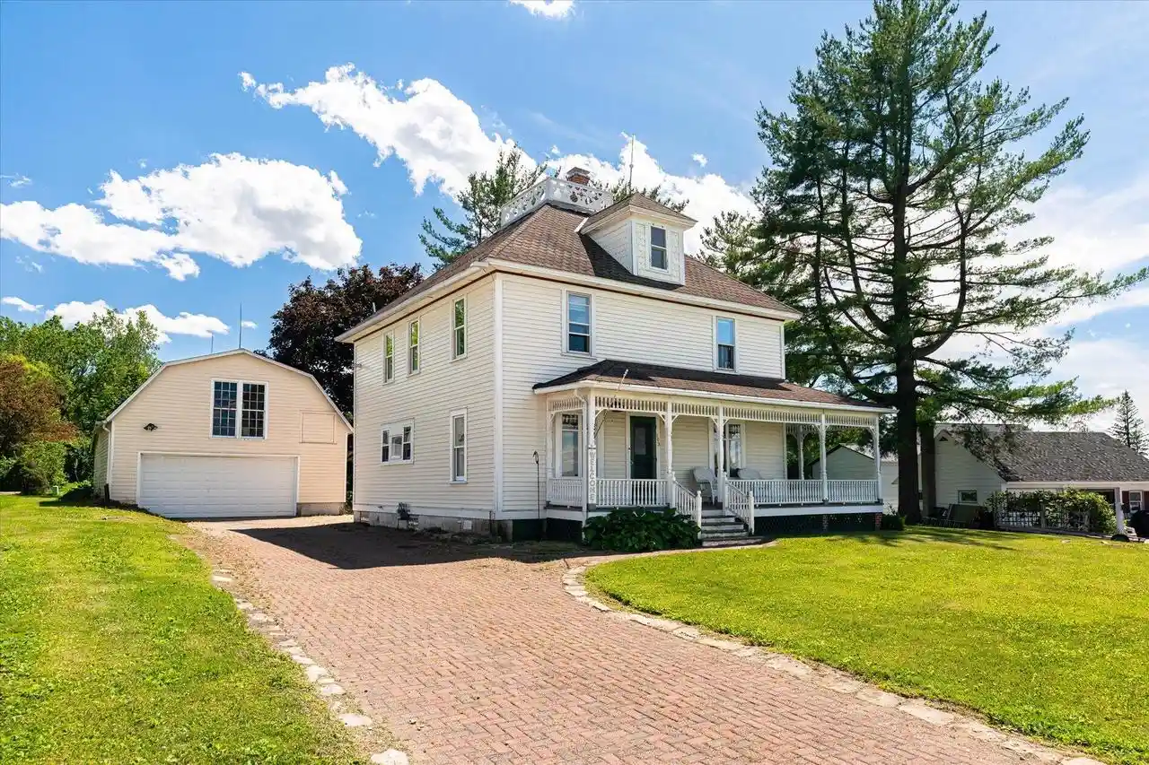 Homes for sale in Westby, WI | 103 Coon Prairie Avenue Avenue, Westby, WI 54667 | MLS# 1968328