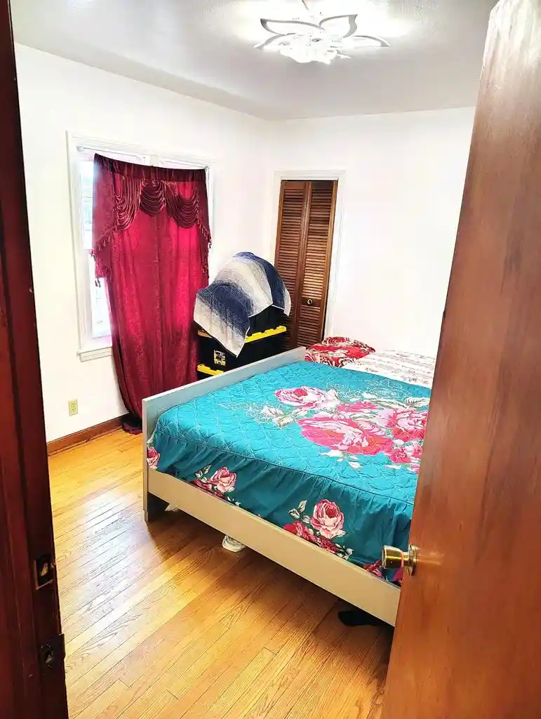 Homes for sale in Milwaukee, WI | 1561 W Morgan Avenue Avenue, Milwaukee, WI 53221 | MLS# 1968335