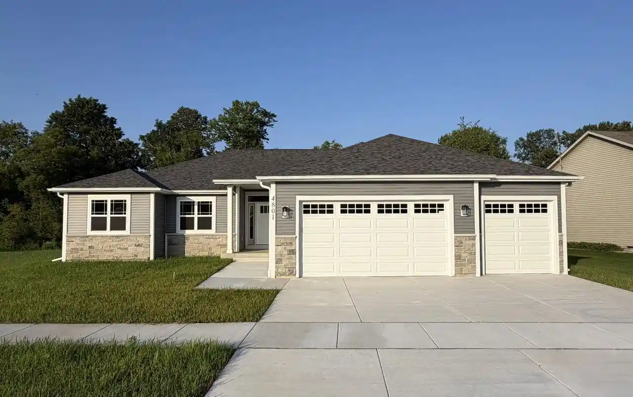 1st image of 4801 Piper Lane Lane, Mount Pleasant, WI 53403 | MLS# 1968343