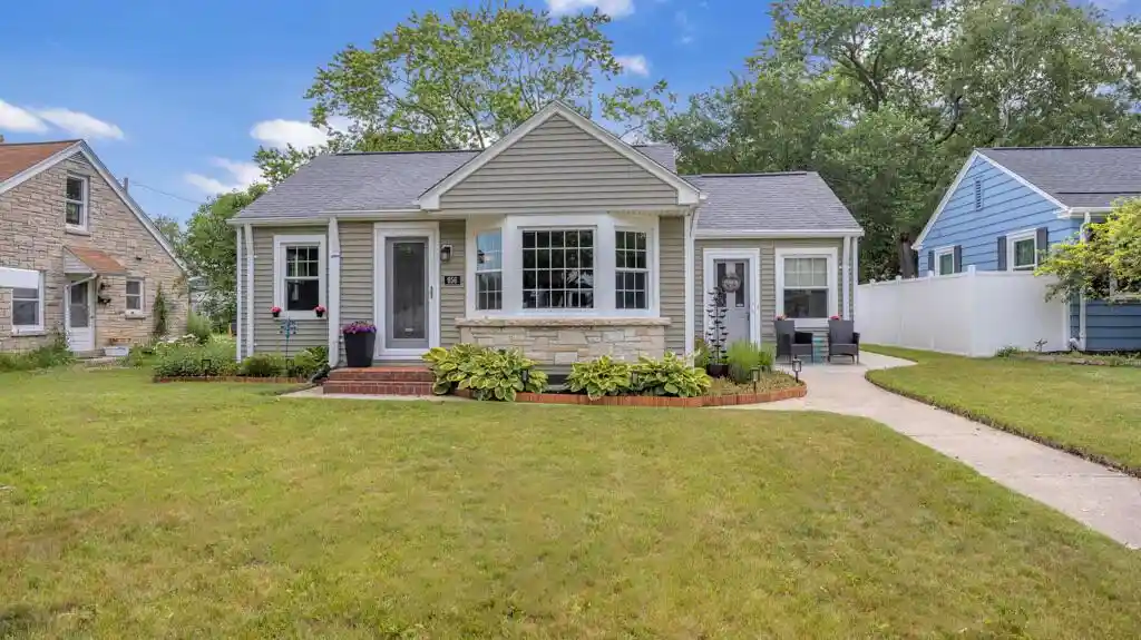 Homes for sale in Port Washington, WI | 656 N Montgomery Street Street, Port Washington, WI 53074 | MLS# 1968347