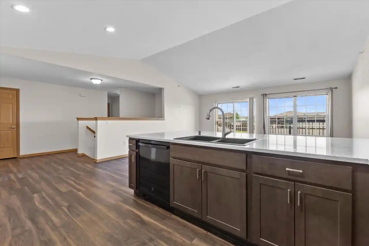 20th image of 6746 100th Pl Pl #unit E, Pleasant Prairie, WI 53158 | MLS# 1968369