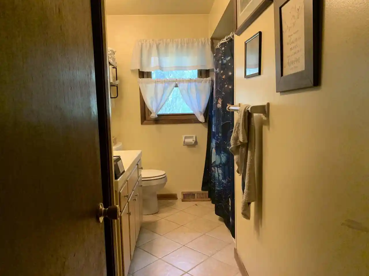 3rd image of W310S8721 Casper Dr Dr, Mukwonago, WI 53149 | MLS# 1968398