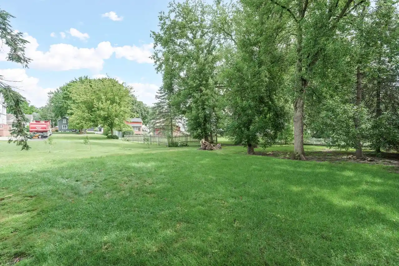 Homes for sale in Beaver Dam, WI | 212 James Street Street, Beaver Dam, WI 53916 | MLS# 1968405