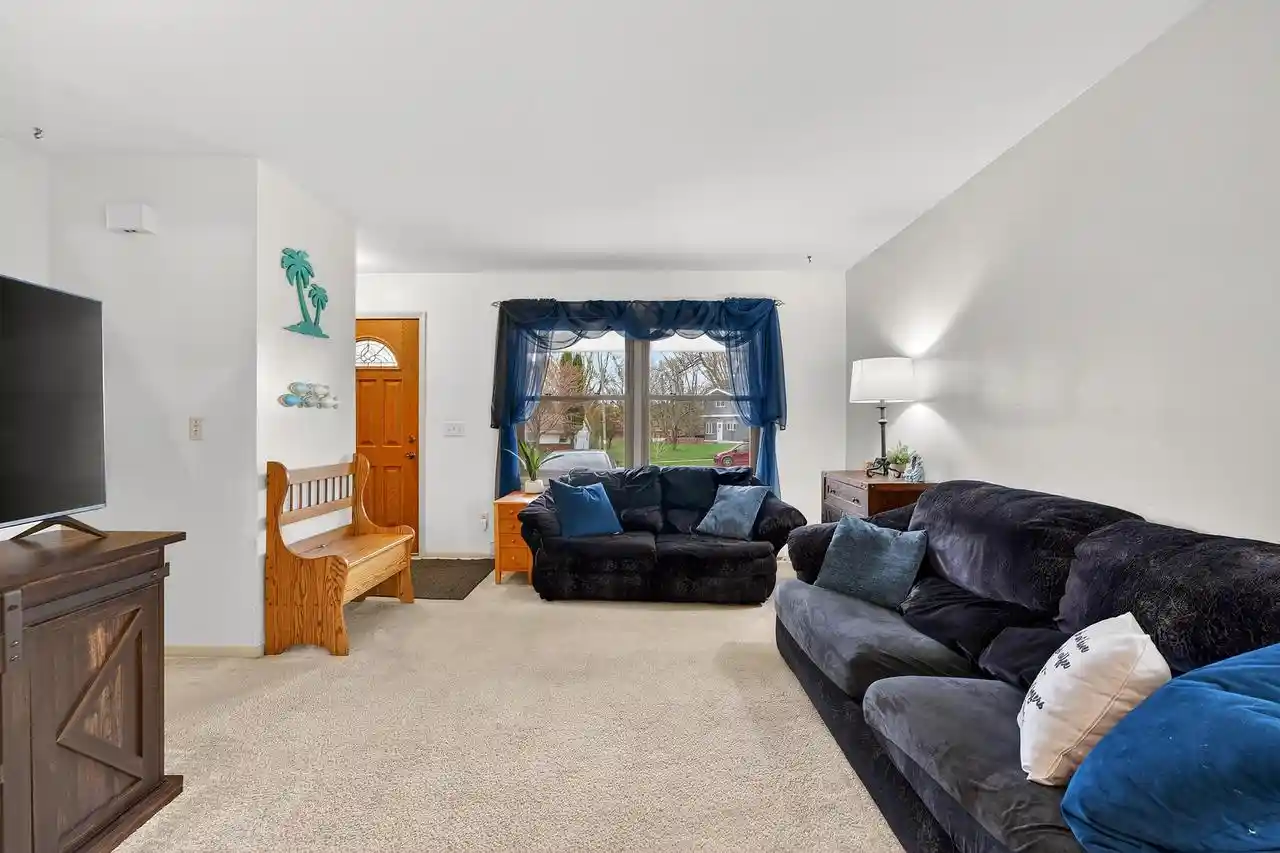 Homes for sale in West Bend, WI | 1816 Miller Street Street #2, West Bend, WI 53095 | MLS# 1968406