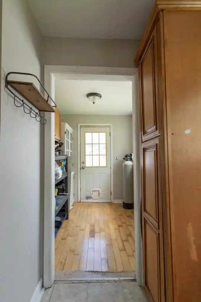 19th image of 423 W South Street Street, Oconomowoc, WI 53066 | MLS# 1968420