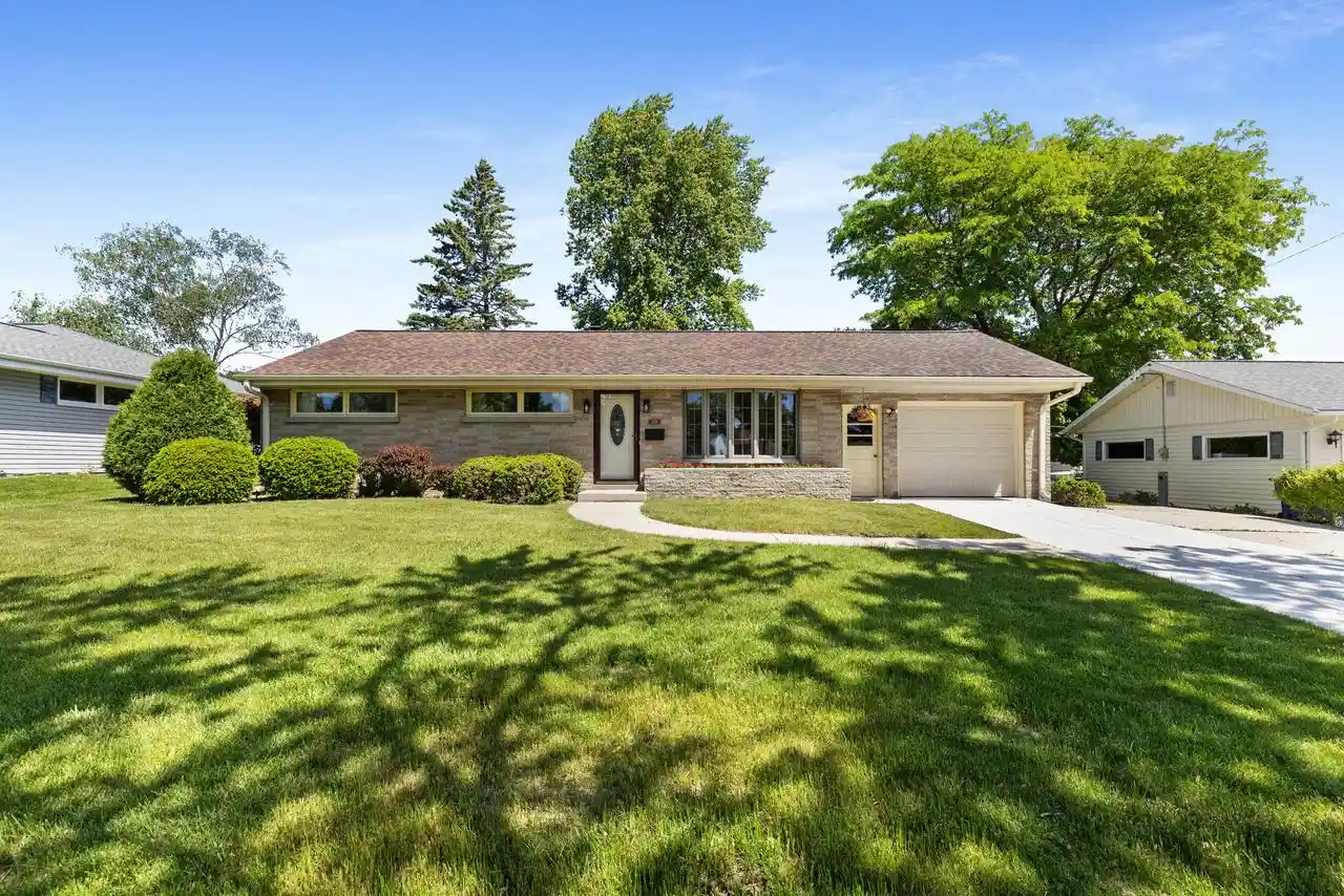Homes for sale in Port Washington, WI | 218 E Pierron Street Street, Port Washington, WI 53074 | MLS# 1968429