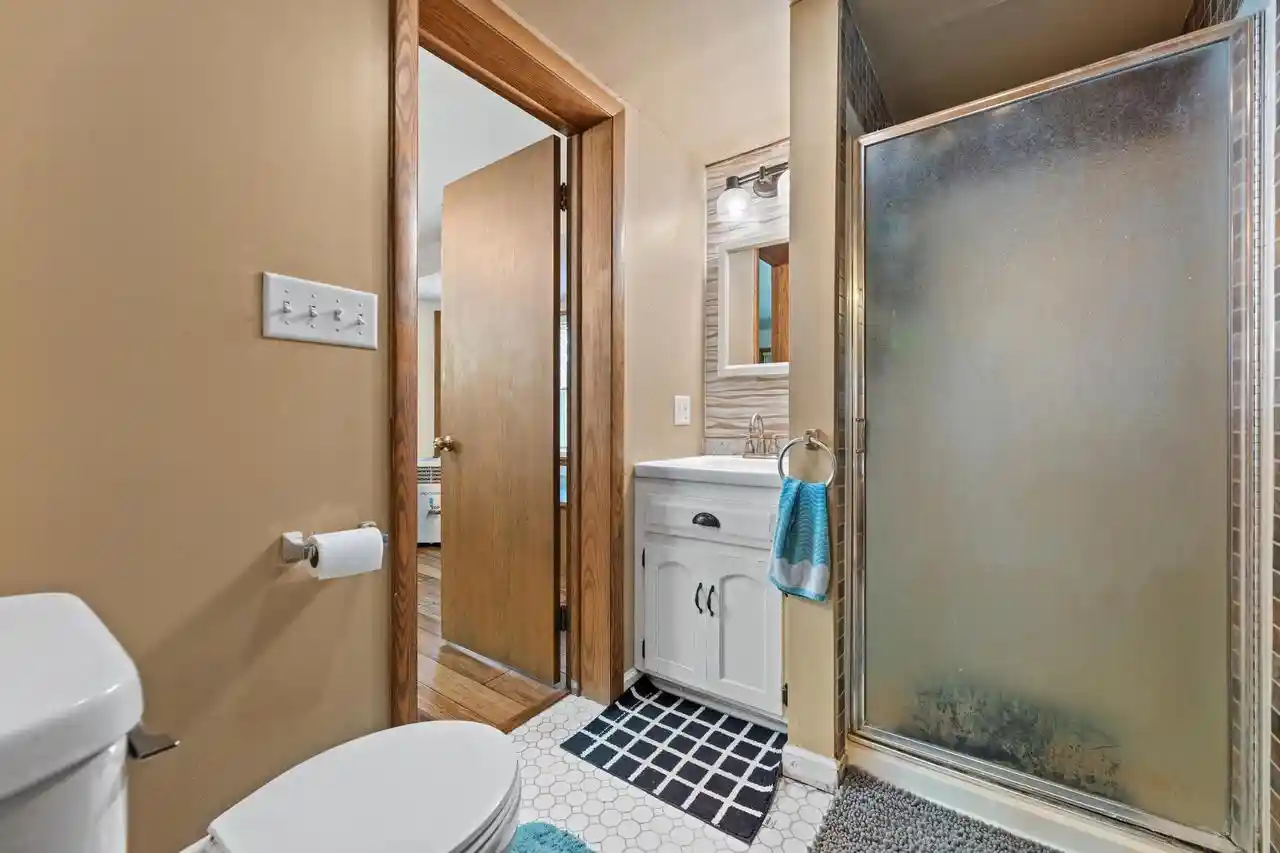 5th image of N132W18286 Rockfield Road Road, Richfield, WI 53076 | MLS# 1968435