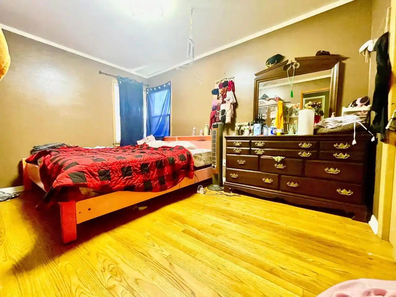 Photo 2 of Sale Pending at 3371 S 16th Street Street, Milwaukee, WI 53215 | MLS# 1968440 | Listing updated on 2026-08-28