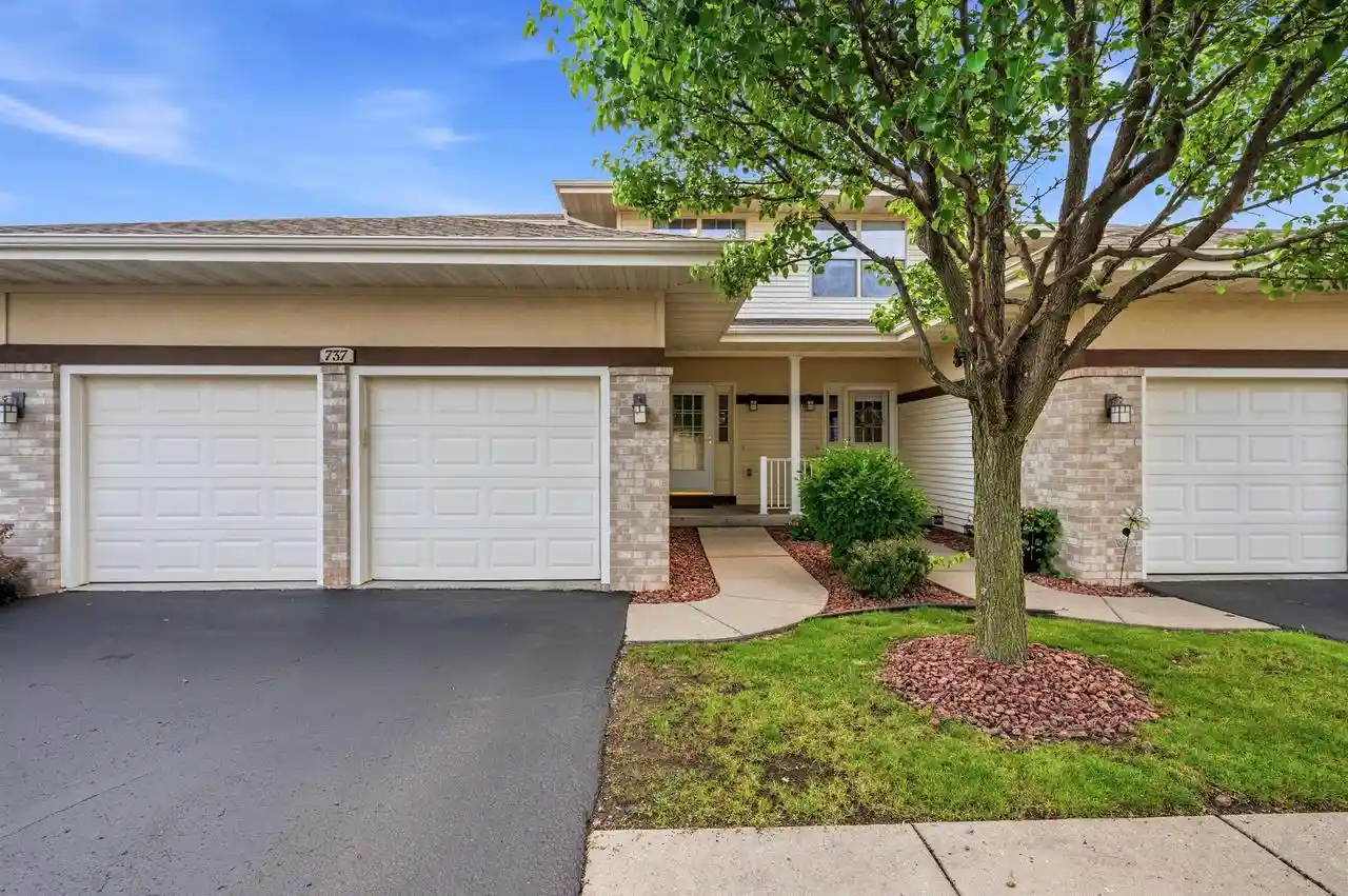 Photo 1 of Condo for sale at 737 Clardell Dr Dr, Sun Prairie, WI 53590 | MLS# 2026379 | Listing updated on 2026-08-24