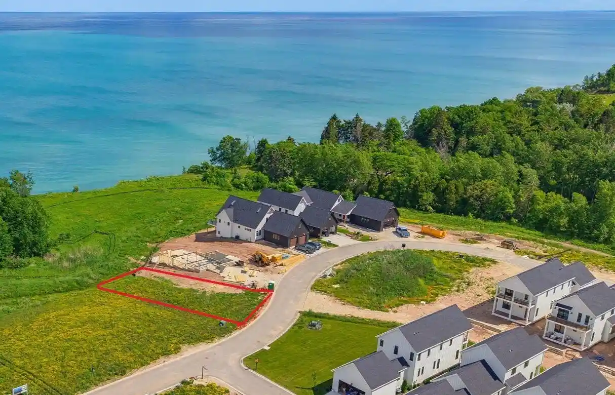 Homes for sale in Port Washington, WI | 1204 Shieling Lane Lane #Lt16, Port Washington, WI 53074 | MLS# 1968427