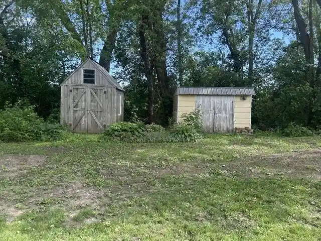 4th image of 637 200Th Avenue Avenue, Union Grove, WI 53182 | MLS# 1968484