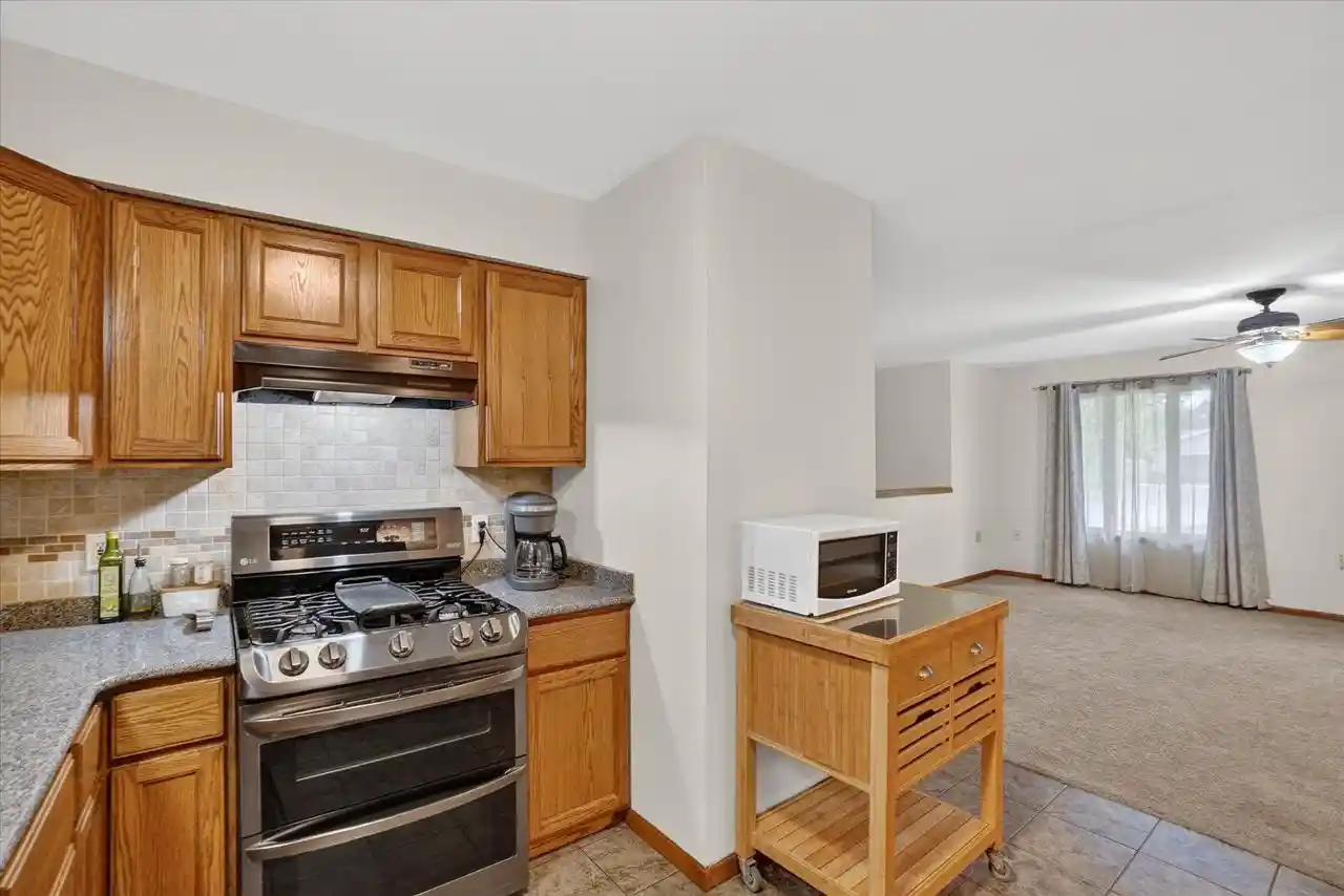 Homes for sale in Evansville, WI | 6702 N Abey Court Court, Evansville, WI 53536 | MLS# 2026388