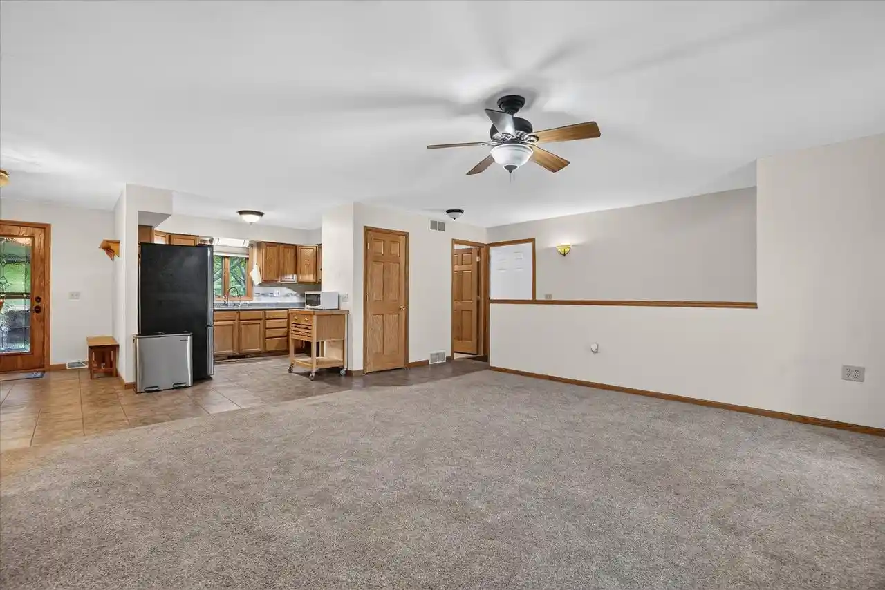 Homes for sale in Evansville, WI | 6702 N Abey Court Court, Evansville, WI 53536 | MLS# 2026388