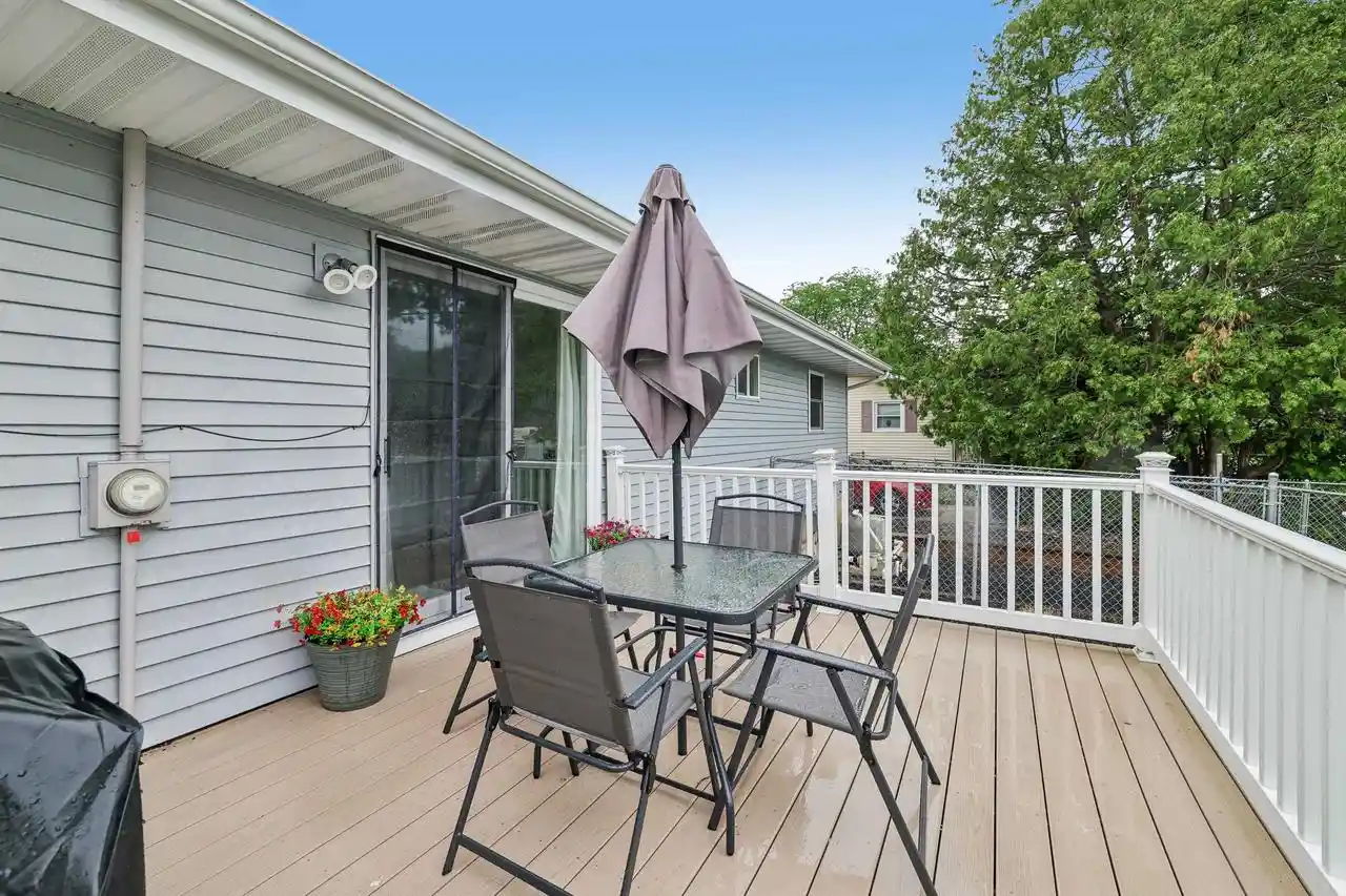 5th image of 809 West Street Street, Stoughton, WI 53589 | MLS# 2026268