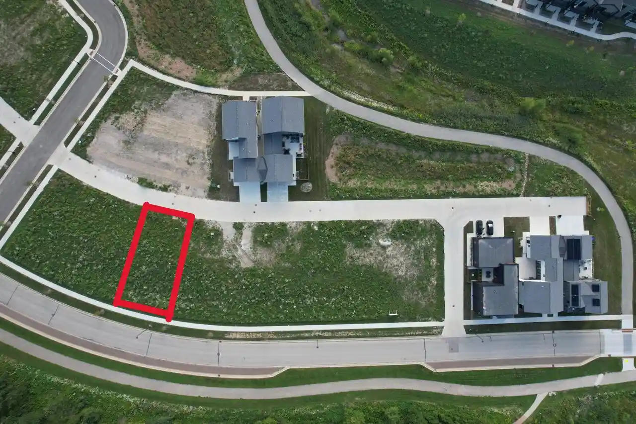 1st image of 9407 S Lake Vista Parkway Parkway, Oak Creek, WI 53154 | MLS# 1968080