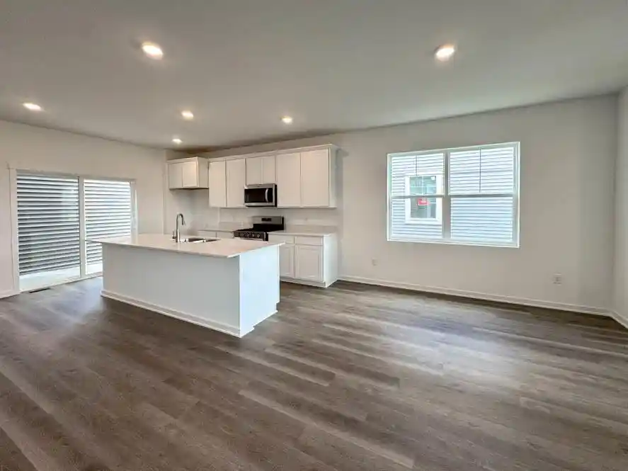 2nd image of 512 Oak Opening Dr Dr, Stoughton, WI 53589 | MLS# 2026282