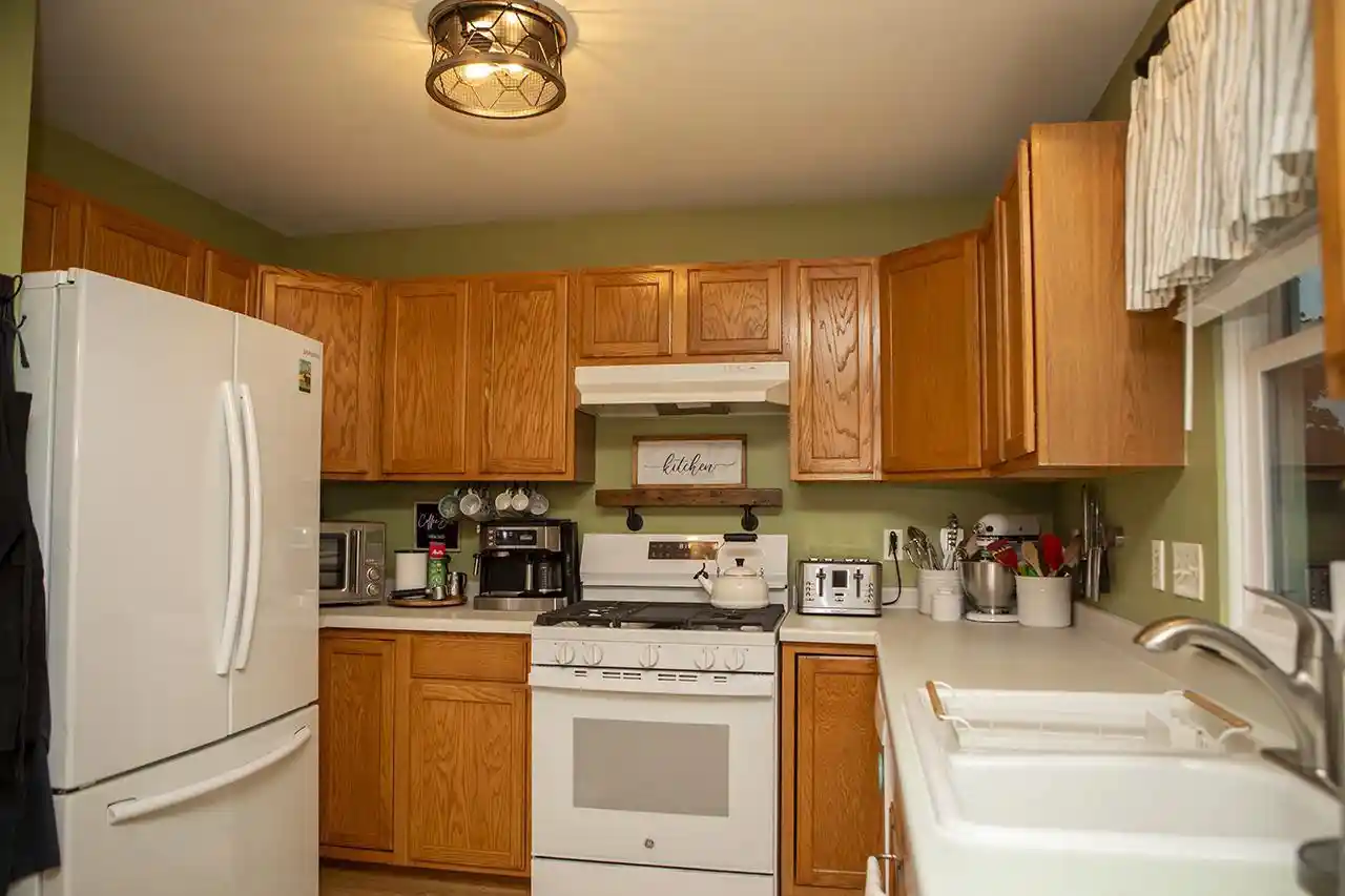 Homes for sale in Johnson Creek, WI | 225 Pioneer Dr Dr, Johnson Creek, WI 53038 | MLS# 2026274