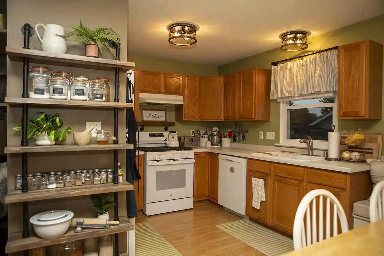 Homes for sale in Johnson Creek, WI | 225 Pioneer Dr Dr, Johnson Creek, WI 53038 | MLS# 2026274