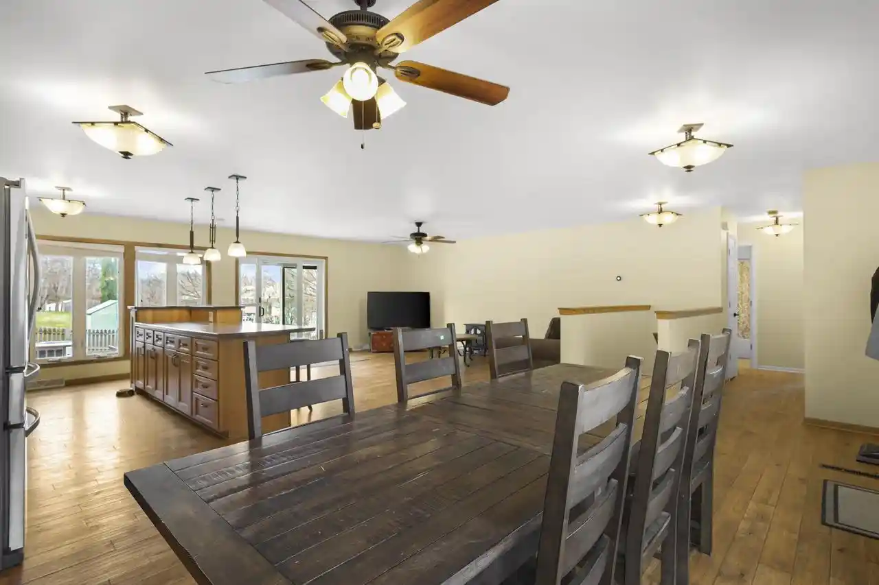 5th image of 5 Yorktown Circle Circle, Madison, WI 53711 | MLS# 2026251