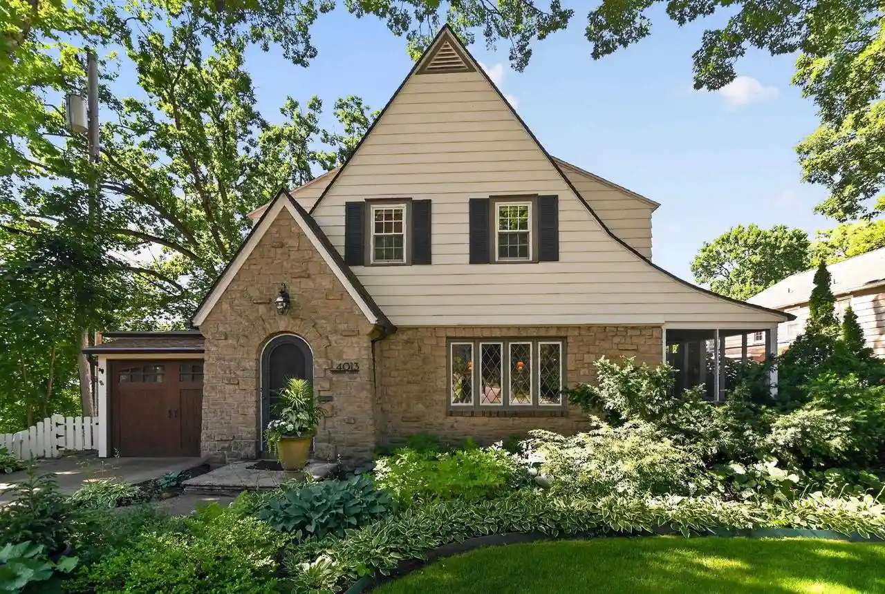 Photo 1 of Sale Pending at 4013 Council Crest Crest, Madison, WI 53711 | MLS# 2026360 | Listing updated on 2026-08-29
