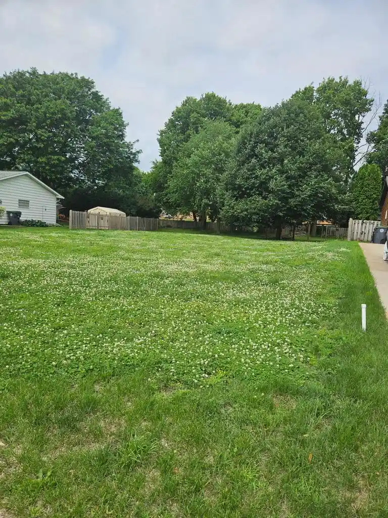 Photo 2 of Sale Pending at 344 28th Street S Street S, La Crosse, WI 54601 | MLS# 1968068 | Listing updated on 2026-08-04