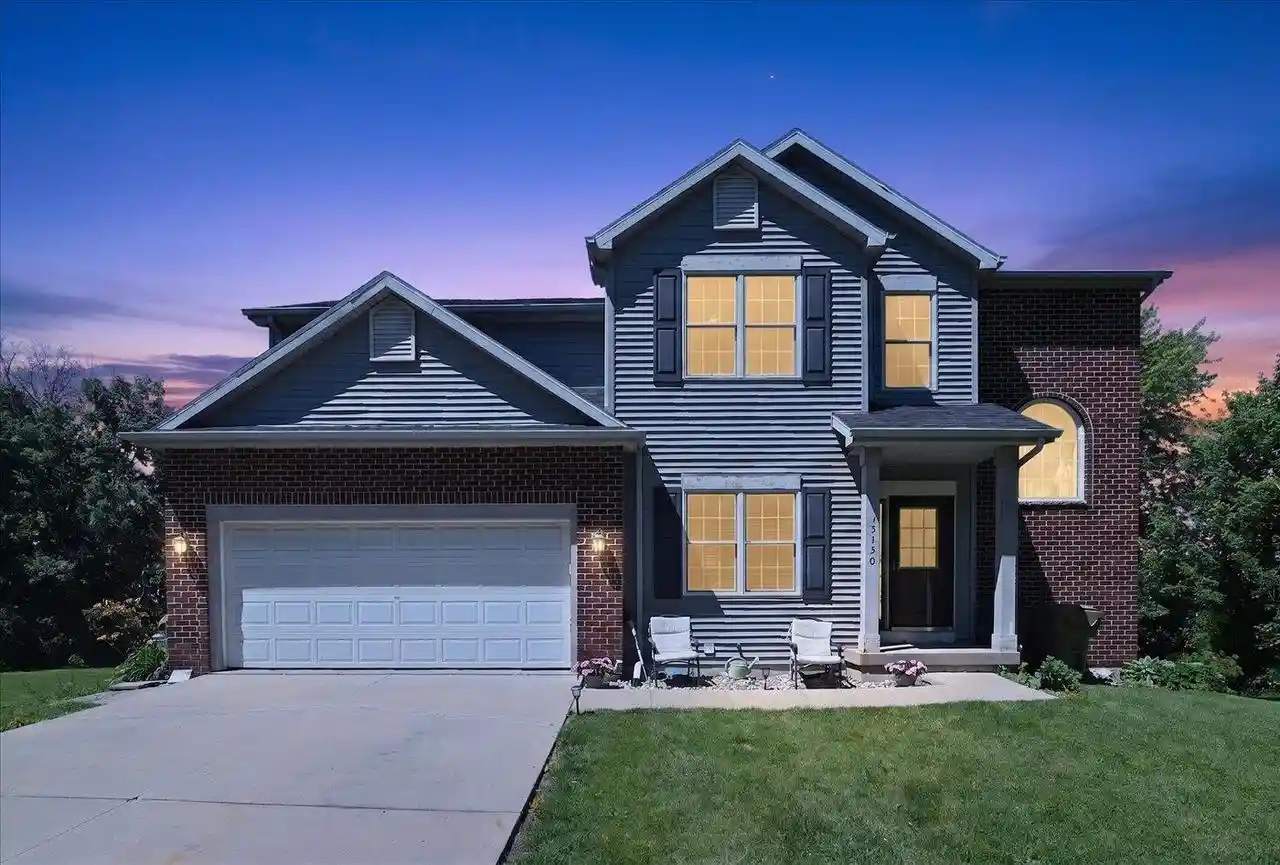 1st image of 5150 Crescent Oaks Dr Dr, Madison, WI 53704 | MLS# 2026339