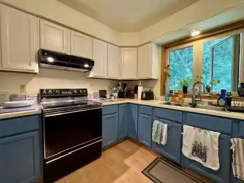 5th image of 703 Meadowview Lane Lane, Lodi, WI 53555 | MLS# 2026318
